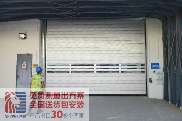 外資玻璃企業車間通道安裝硬質快速卷簾門 外資玻璃企業車間通道安裝硬質快速卷簾門