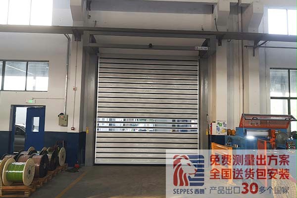 常州電氣公司車間外用硬質快速卷簾門 常州電氣公司車間外用硬質快速卷簾門